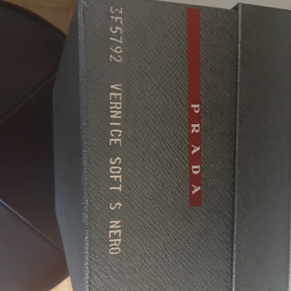Prada flats size 7 - Picture 5 of 6